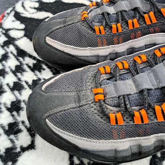 Size 11.5 NIKE Air Max 95 Halloween Black Orange Men Sneakers 609048-054 - Picture 9 of 12